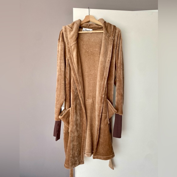 Funky rain deer house coat - Picture 2 of 2